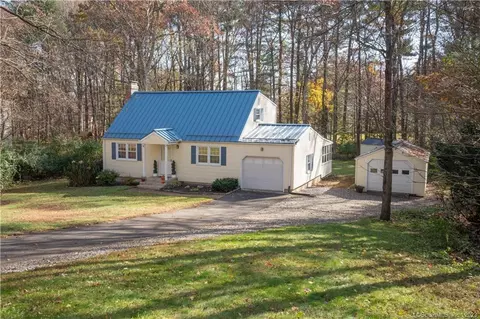 3 Bridlepath Rd, Simsbury, CT 06092