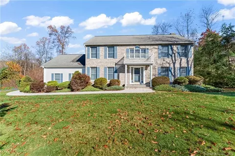 6 William Ln, Seymour, CT 06483