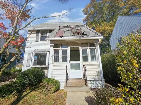 137 Madison St, Waterbury, CT 06706