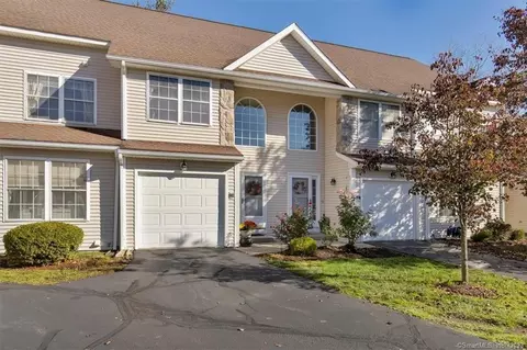 206 Garden Cir #206, South Windsor, CT 06074