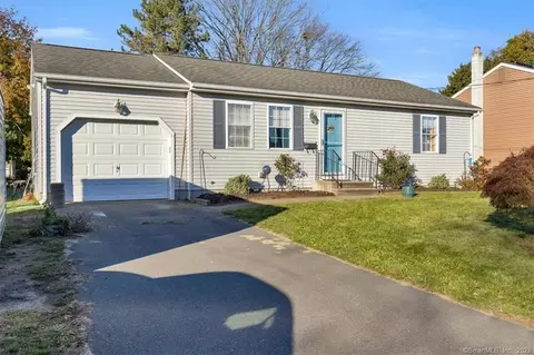 1 South Ave, Plainville, CT 06062