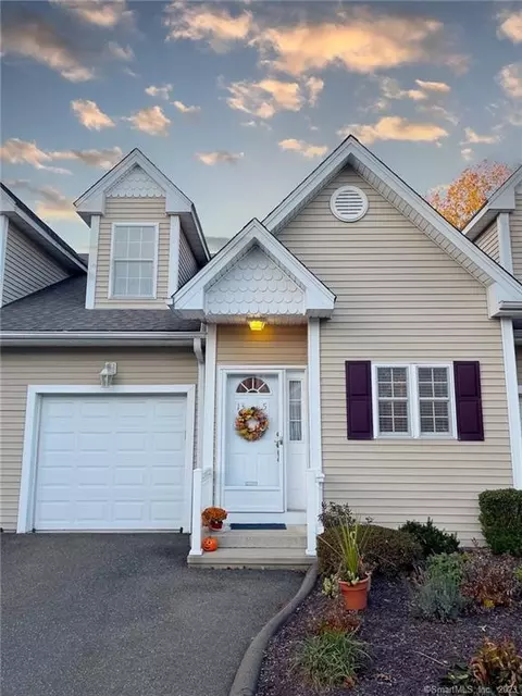 500 Elm St #13-5, North Haven, CT 06473