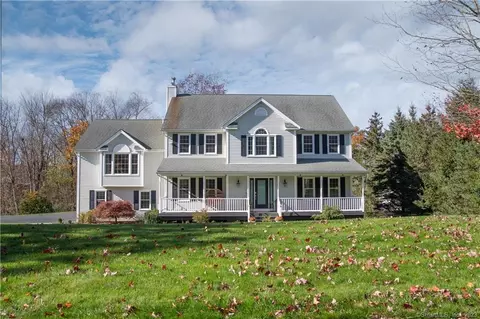 9 Tall Pines Dr, Oxford, CT 06478