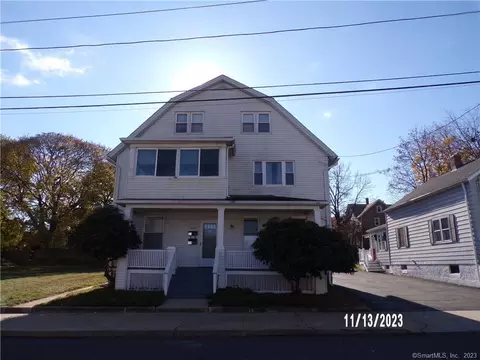 11 Scotland St, Ansonia, CT 06401