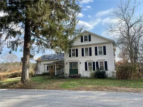 72 Crystal Lake Rd, Ellington, CT 06029