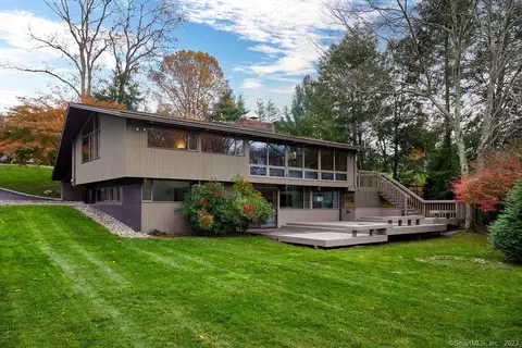 7 Valley Field Rd, Westport, CT 06880
