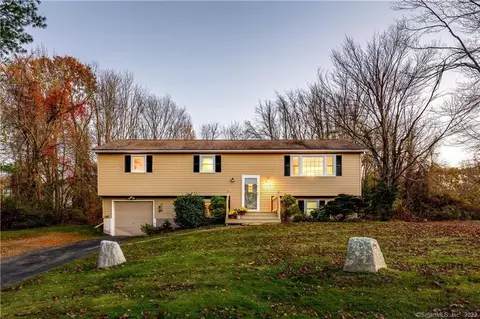 52 Beech Rd, Tolland, CT 06084