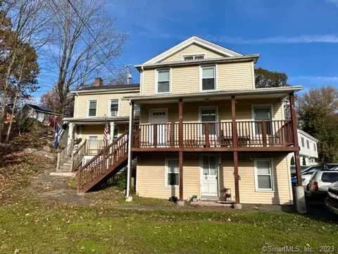 77-81 Pearl St, Seymour, CT 06483
