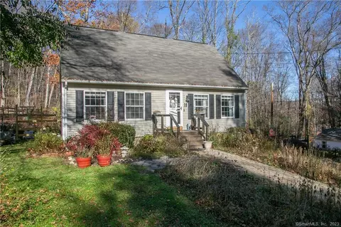 18 E View Dr, New Milford, CT 06776