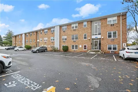 1 Walter Ave #41, Norwalk, CT 06851