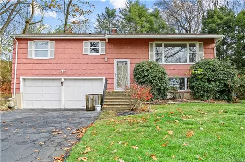 50 Creeping Hemlock Dr, Norwalk, CT 06851