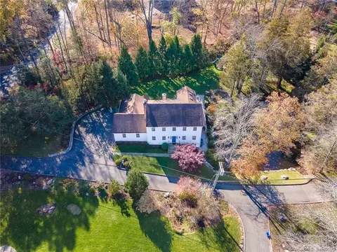 1 Lowlyn Rd, Westport, CT 06880