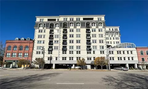 461 Bank St #505, New London, CT 06320