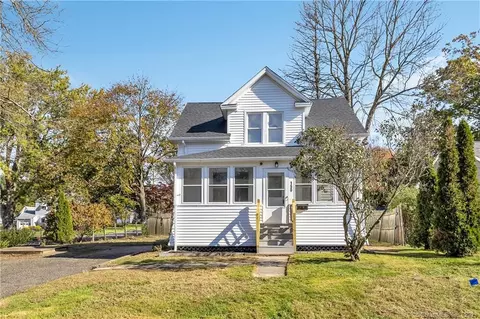 190 Wiebe Ave, Stratford, CT 06614