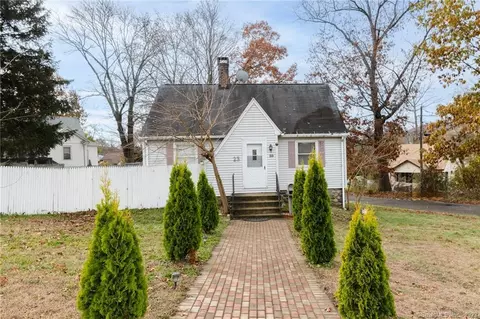23 Gates Ave, Waterbury, CT 06705