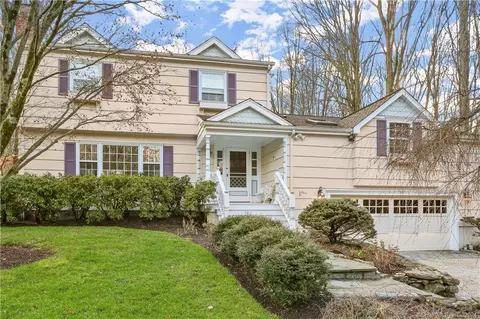 356 Haviland Rd, Stamford, CT 06903