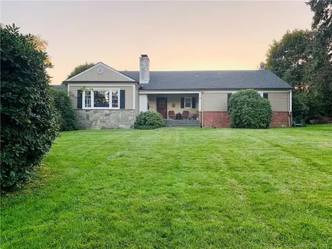 39 Homer St, Norwalk, CT 06851