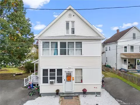 45 Day St, Ansonia, CT 06401