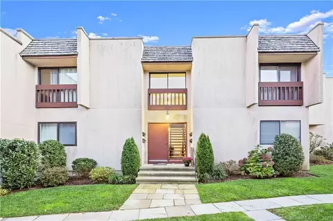 135 Courtland Ave #3, Stamford, CT 06902
