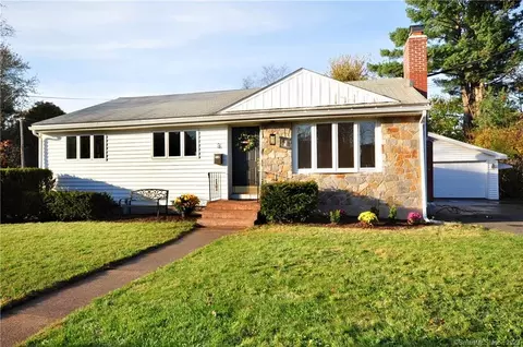 5 Lawton Rd, Manchester, CT 06042