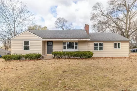 34 South Rd, Enfield, CT 06082