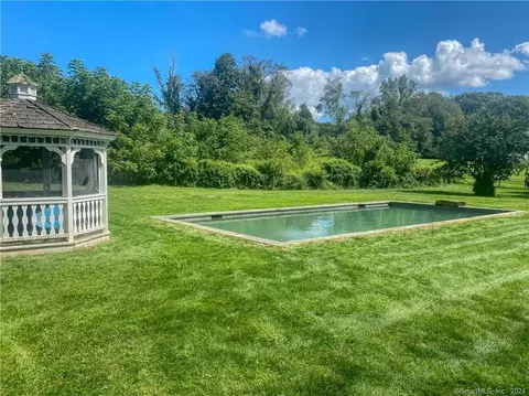 40 Sunset Ln, Washington, CT 06794