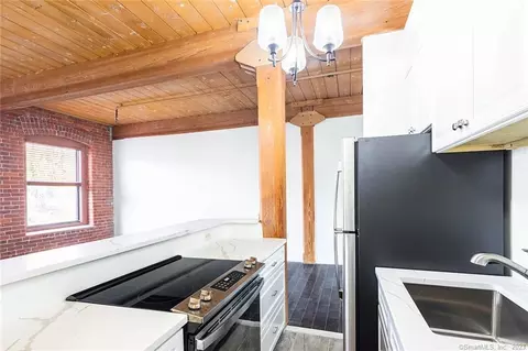 222 Williams St E #222, Glastonbury, CT 06033