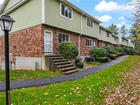 687 Churchill Dr #687, Newington, CT 06111