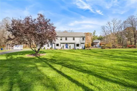 1535 Georges Hill Rd, Southbury, CT 06488