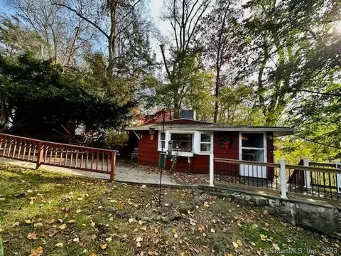 13 Ilion Rd, New Fairfield, CT 06812