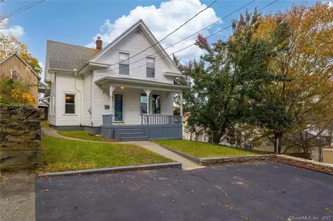 1 W Pearl St, Norwich, CT 06360