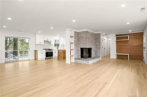 49 Gisella Rd, Trumbull, CT 06611