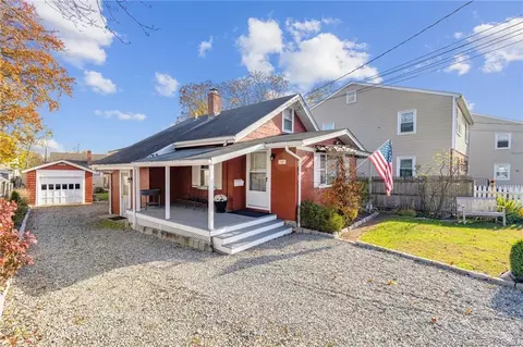 10 Reynolds Ave, Stamford, CT 06905