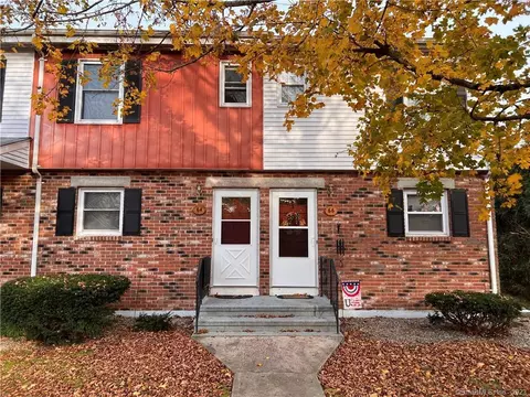 64 Athol St #64, Killingly, CT 06239