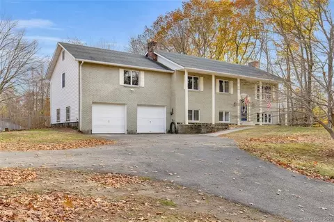 118 Beeney Rd, New Hartford, CT 06057