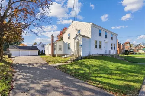 127-129 Jordan Ln, Wethersfield, CT 06109