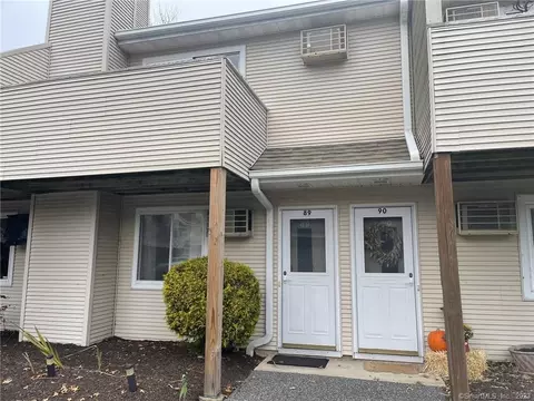 136 Pembroke Rd #10-89, Danbury, CT 06811