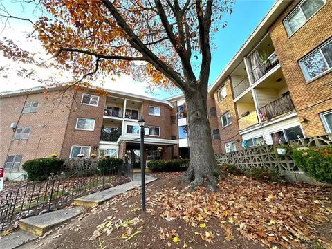 124 Biruta St #A21, New Britain, CT 06053