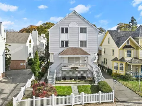 161 Grove St #1, Stamford, CT 06901