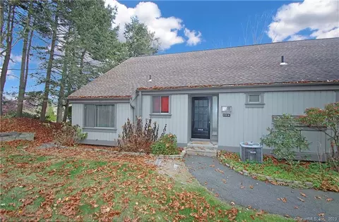 260 Heritage Vlg #A, Southbury, CT 06488