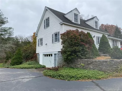 284 Palmer St Ext, Norwich, CT 06360