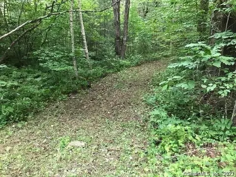 4 Holmes Rd, Goshen, CT 06756