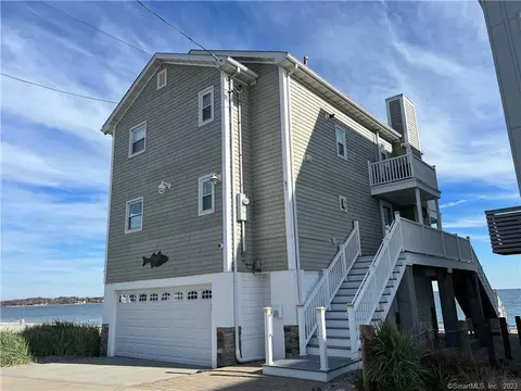 697 E Broadway, Milford, CT 06460