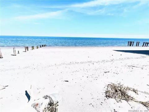 104 Waterbury Ave, Milford, CT 06460