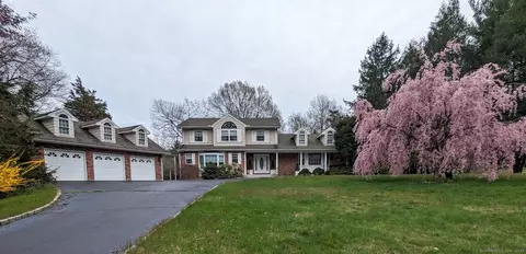 20 Knollcrest Rd, Easton, CT 06612