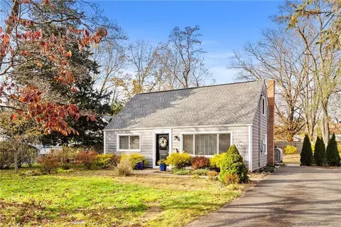 97 Douglas Rd, Glastonbury, CT 06033