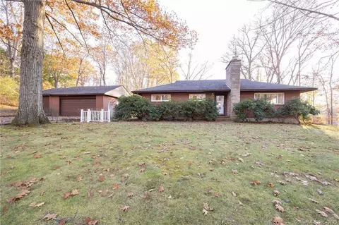 51 Wildwood Rd, Meriden, CT 06450