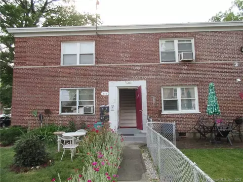 395 Granfield Ave, Bridgeport, CT 06610