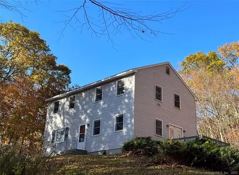 94 Sarah Pearl Rd, Hampton, CT 06247