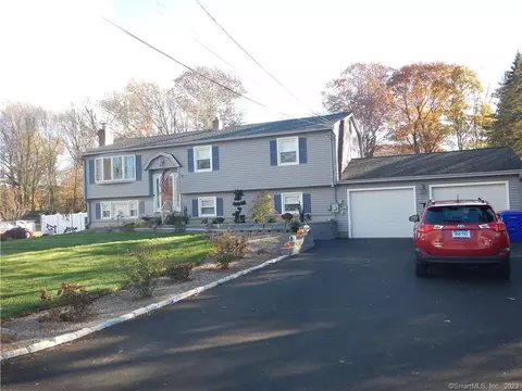 433 Curtiss St, Southington, CT 06489